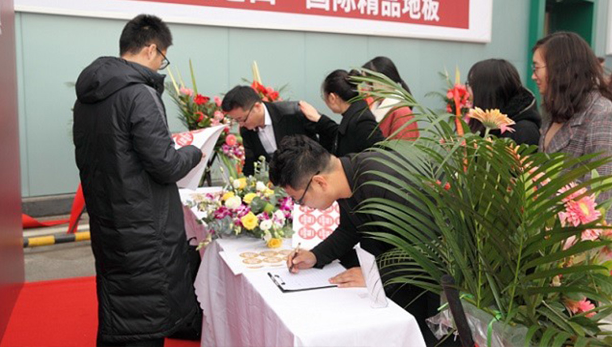 情定中原贺腾飞，蘑菇视频免费看成人网站中原旗舰店盛大开业 12