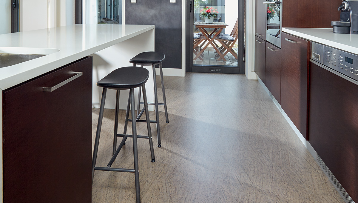 实木复合地板蘑菇视频免费看成人网站品牌打造寒冬暖窝家居？ 5