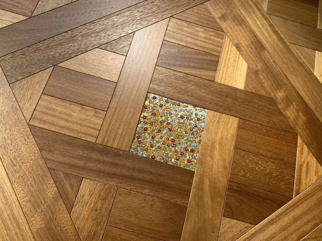 威尼斯木匠工坊画廊|蘑菇视频免费看成人网站是说故事的人 图片2