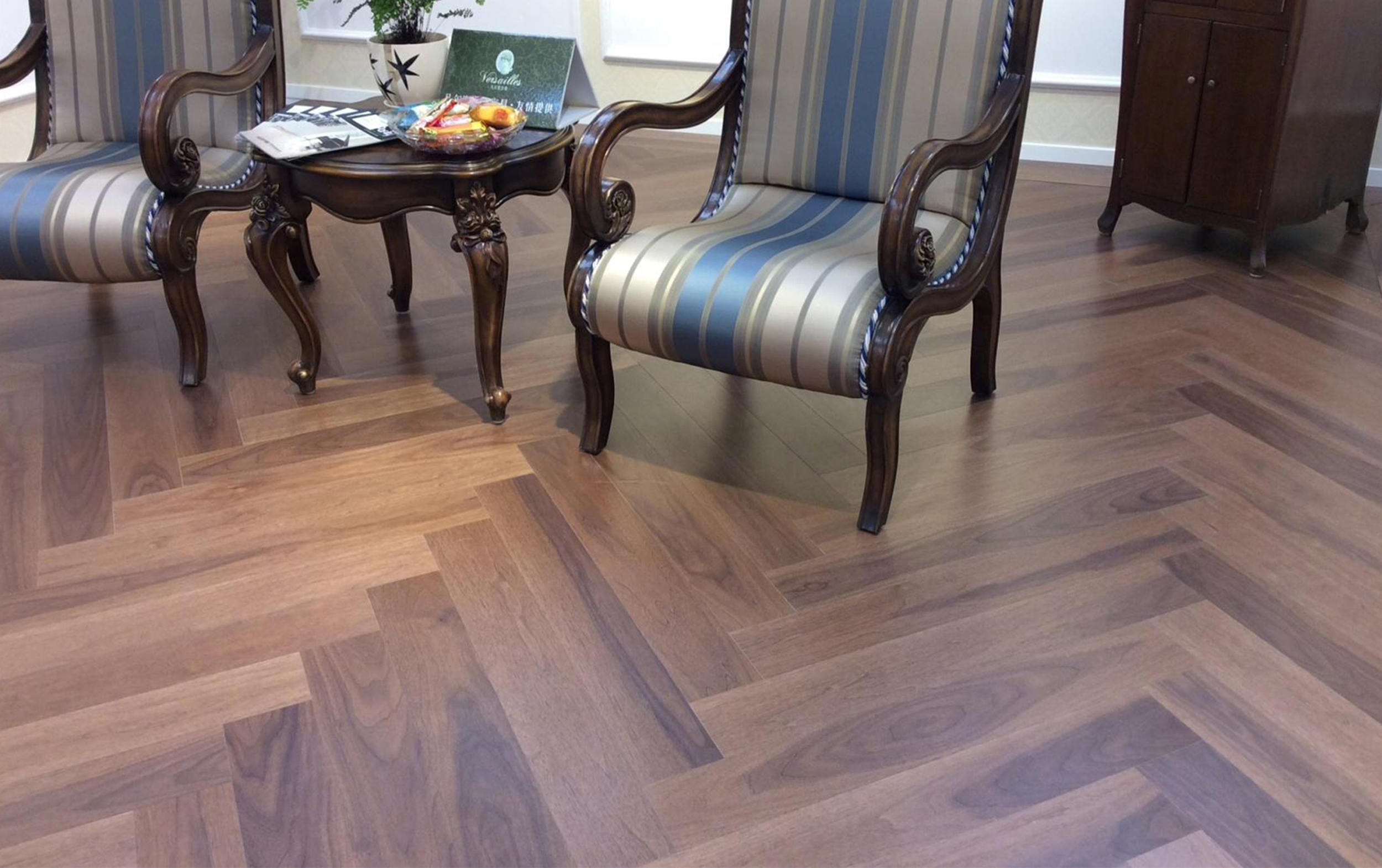 蘑菇视频免费看成人网站进口地板，塑造精致家居生活 2