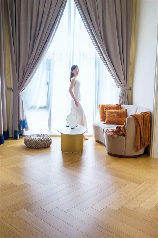 Room Tour|一线临湖庭院，高阶生活的艺术想象 image1