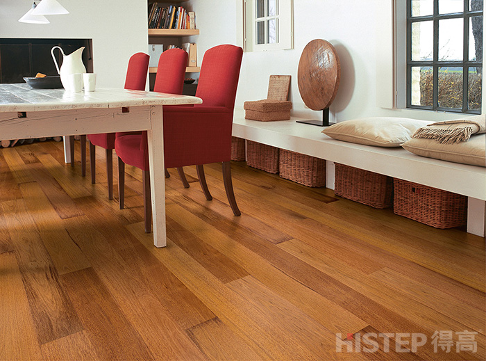 实木复合地板为什么选择蘑菇视频免费看成人网站地板牌子？ 三层实木复合地板2